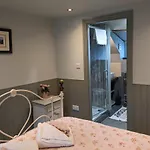 Lilac Terrace * Danby