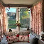 Lilac Terrace * Danby