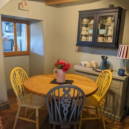 Lilac Terrace Danby